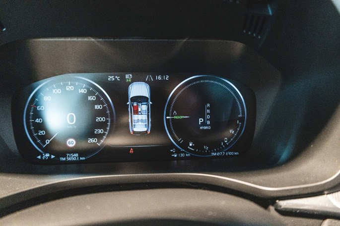 Volvo XC60 T8 407 R-Design aut. AWD