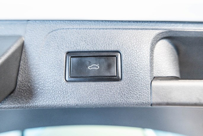 VW Passat GTE Variant DSG