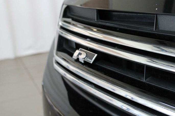 VW Tiguan TDi 184 R-line DSG 4M