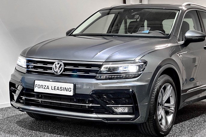 VW Tiguan TDi 240 R-line DSG 4Motion Van