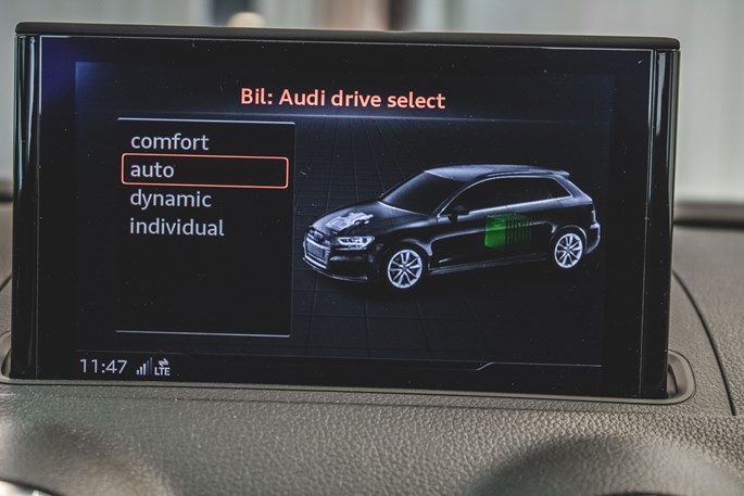 Audi A3 1,4 e-tron S-line Sportback S-tr.