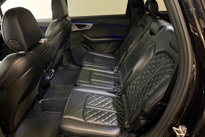 Audi SQ7 TDi quattro Tiptr. 7prs