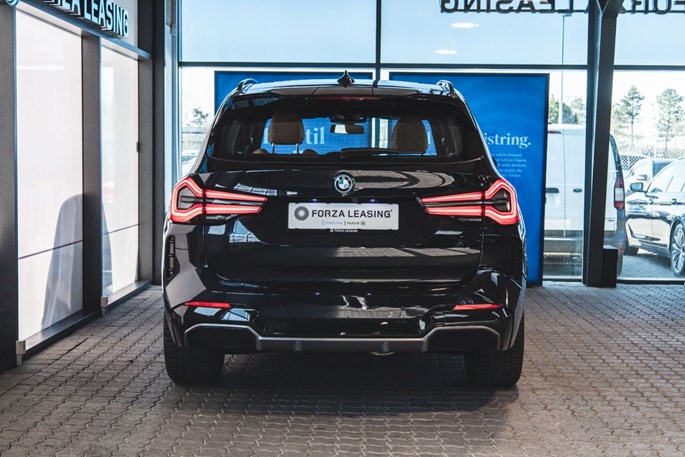 BMW iX3 Charged M-Sport