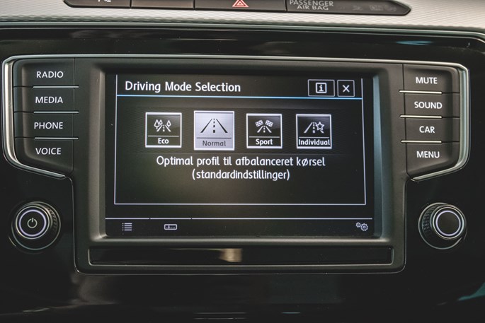 VW Passat GTE Highline Variant DSG 5d