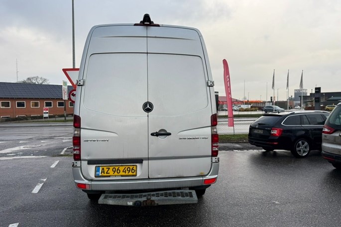 Mercedes Sprinter 319 CDi R2 Kassevogn aut.