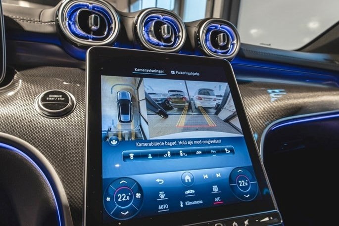 Mercedes C300 e AMG Line stc. aut.