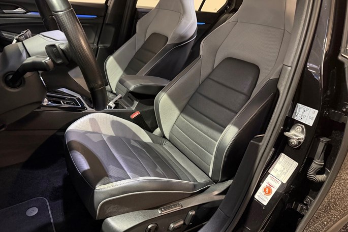 VW Golf VIII GTE DSG