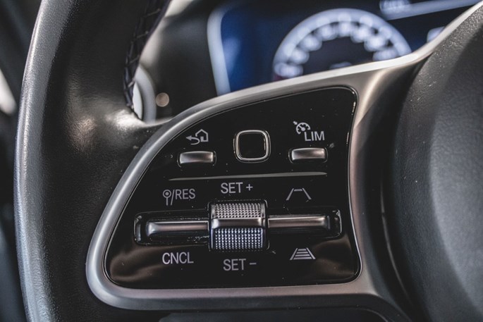 Mercedes E300 de AMG Line stc. aut.