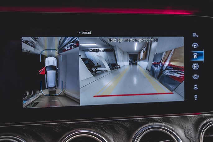 Mercedes E300 de AMG Line stc. aut.