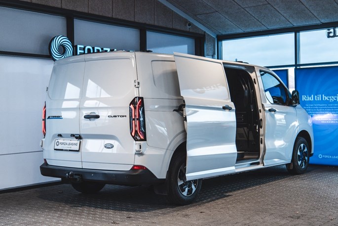 Ford E-Transit Custom 340 L2 Trend