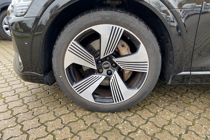 Audi E-tron S-line Sportback quattro