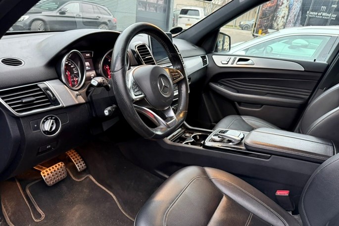 Mercedes GLE350 d AMG Line aut. 4Matic Van