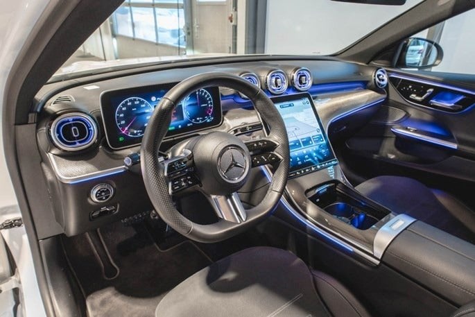 Mercedes C300 e AMG Line stc. aut.