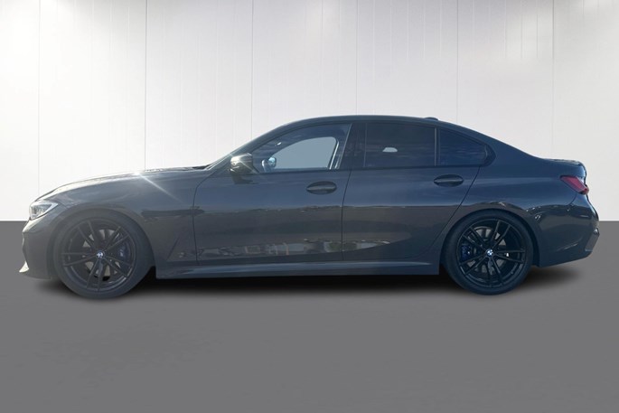 BMW 330i M-Sport aut.