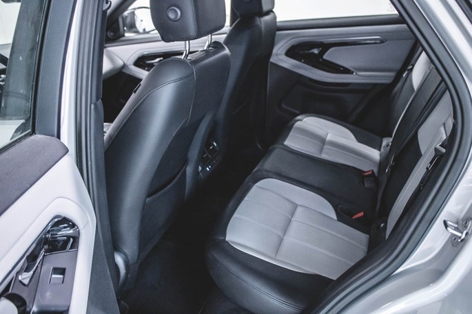 Land Rover Range Rover Evoque P300e R-Dynamic HSE aut.