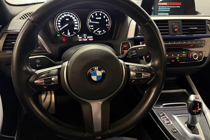 BMW 220i Coupé M-Sport aut.