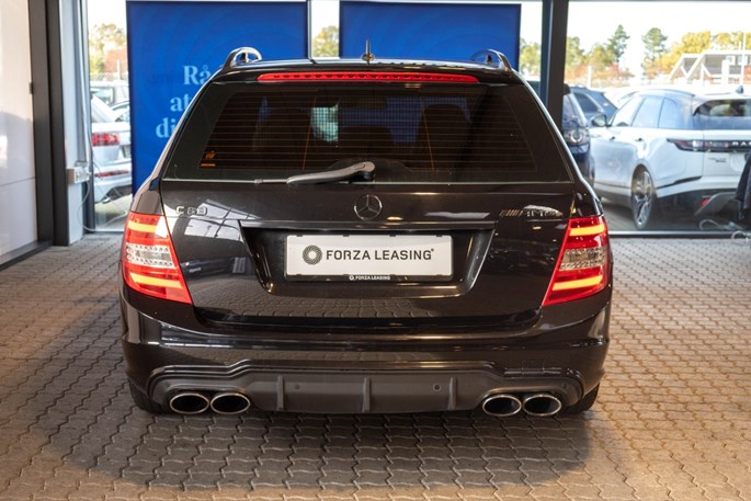 Mercedes C63 AMG stc. aut.