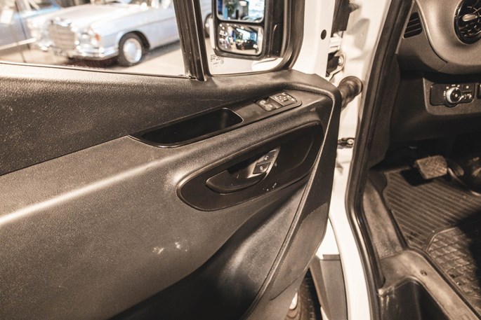 Mercedes Sprinter 317 CDi A2 Kassevogn aut. RWD