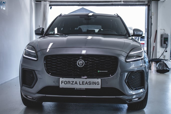 Jaguar E-Pace P300e R-Dynamic SE aut.