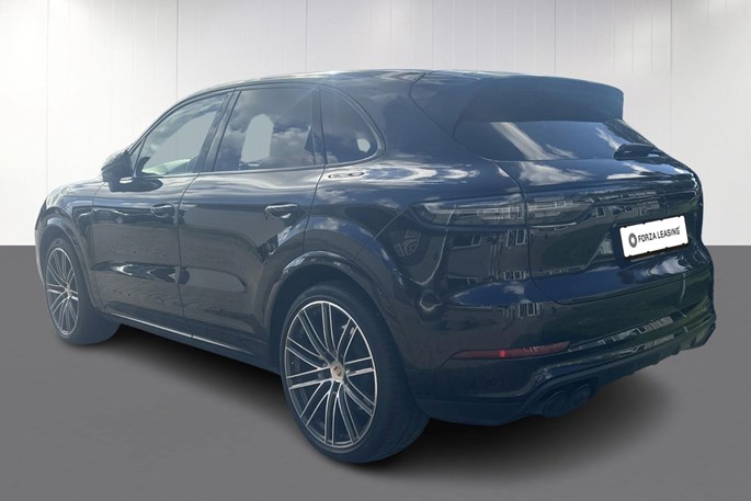 Porsche Cayenne Turbo Tiptr.