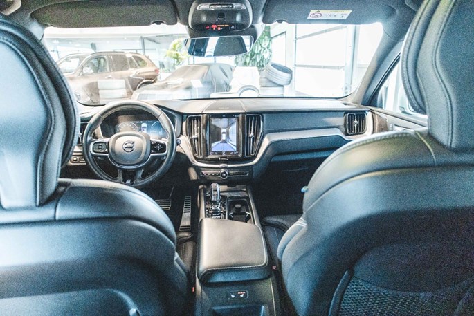 Volvo XC60 T8 407 R-Design aut. AWD