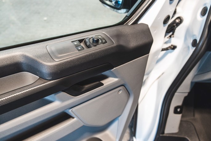 Ford E-Transit Custom 340 L2 Trend