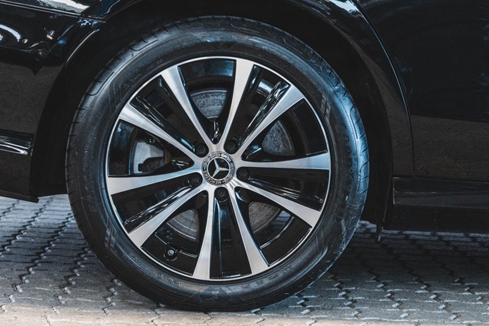 Mercedes E300 de Advantage stc. aut.