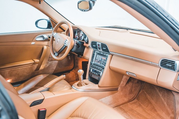 Porsche 911 Carrera 4S Coupé