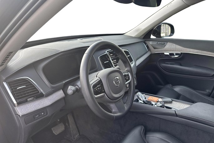 Volvo XC90 T8 ReCharge Ultimate Dark aut. AWD 7prs