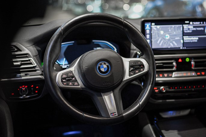 BMW iX3 Charged M-Sport