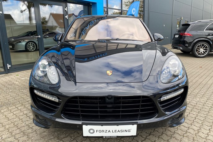 Porsche Cayenne Turbo Tiptr.