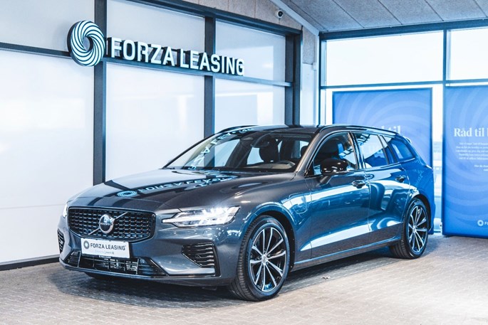 Volvo V60 T6 ReCharge Plus Dark aut. AWD