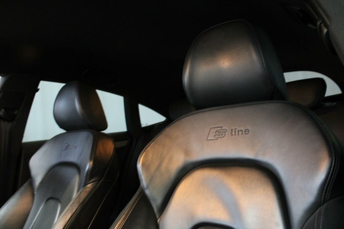 Audi A5 TDi 240 SB quattro S-tr.