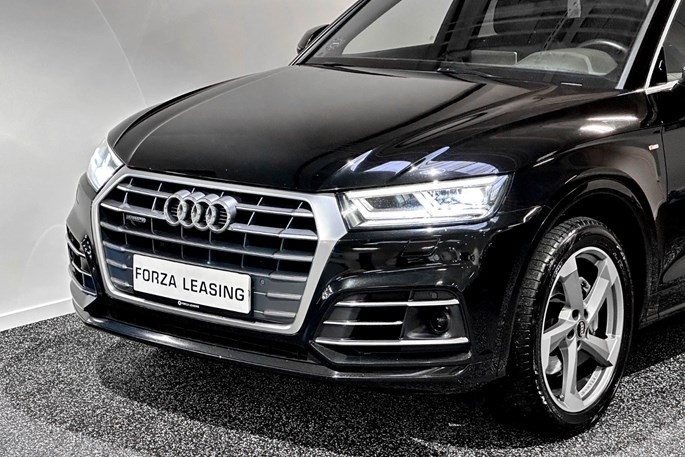 Audi Q5 TDi 190 S-line quattro S-tr.