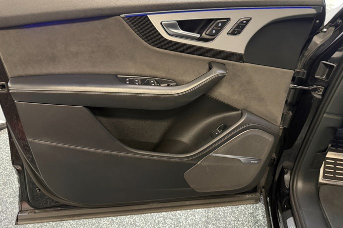 Audi SQ7 TDi quattro Tiptr. 7prs