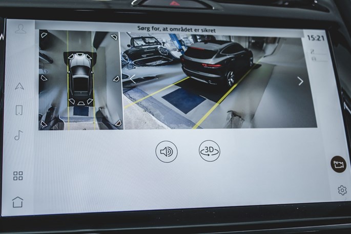 Jaguar E-Pace P300e R-Dynamic SE aut.