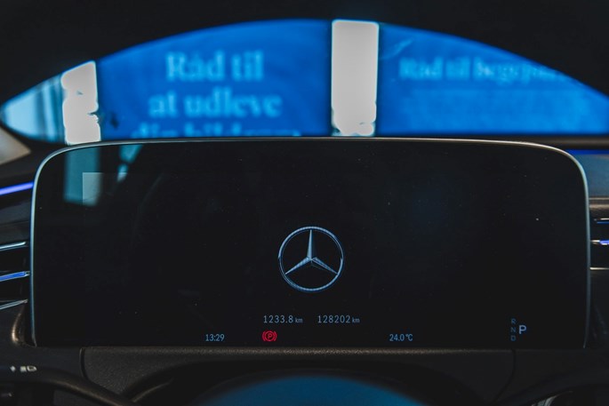 Mercedes E300 de stc. aut.