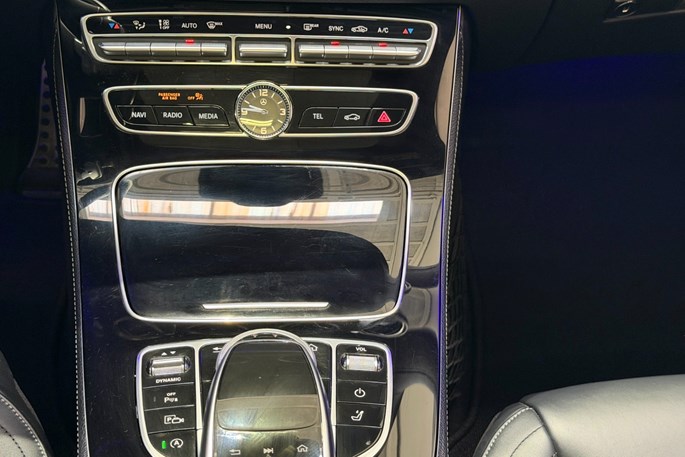 Mercedes E400 d AMG Line stc. aut. 4Matic