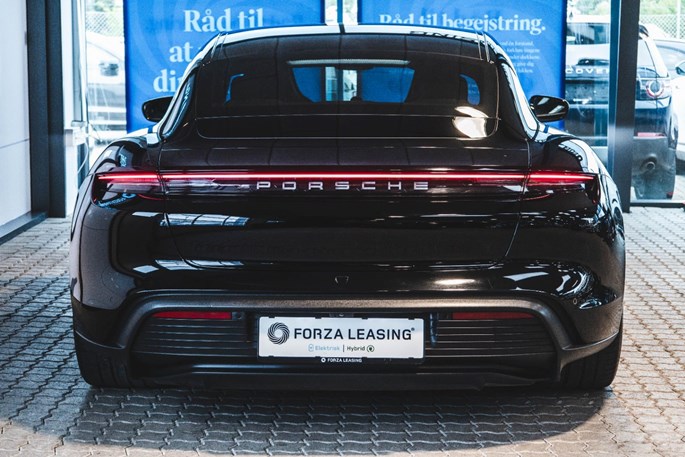 Porsche Taycan 4S