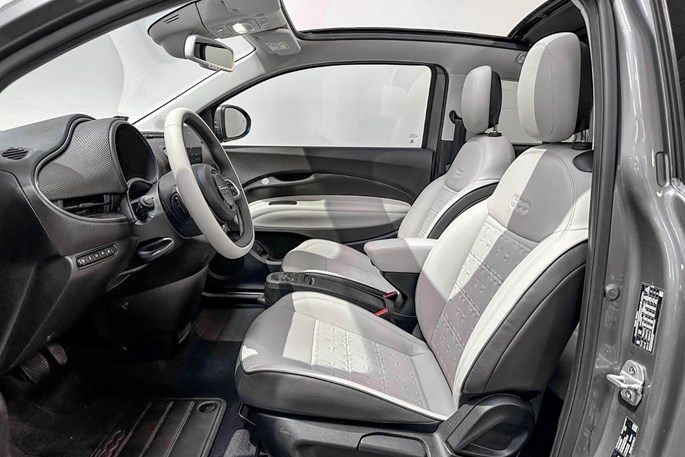 Fiat 500e la Prima Cabrio