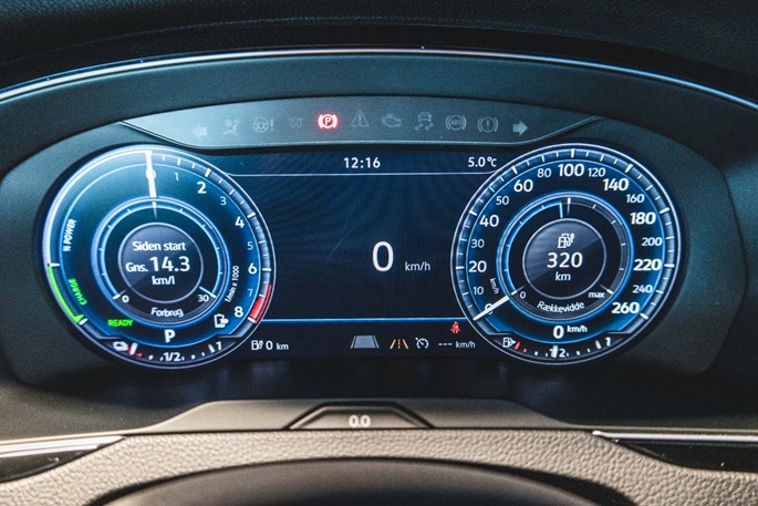 VW Passat GTE Variant DSG