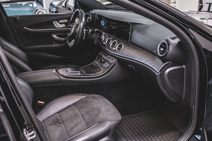 Mercedes E300 de AMG Line stc. aut.