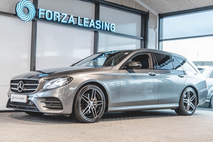 Mercedes E220 d AMG Line stc. aut.