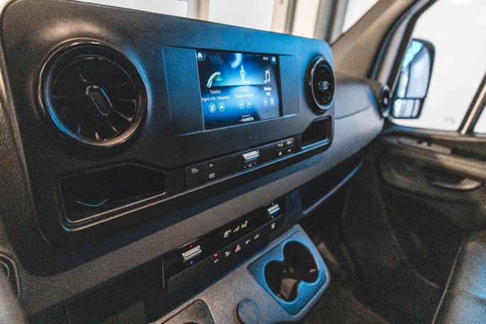 Mercedes Sprinter 317 CDi A2 Kassevogn aut. RWD