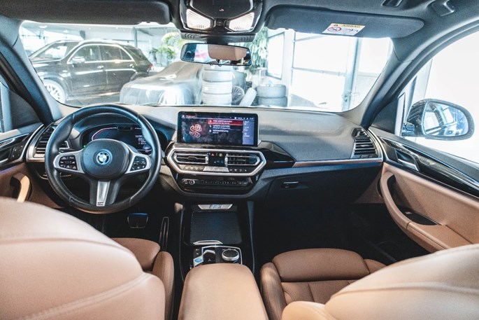 BMW iX3 Charged M-Sport