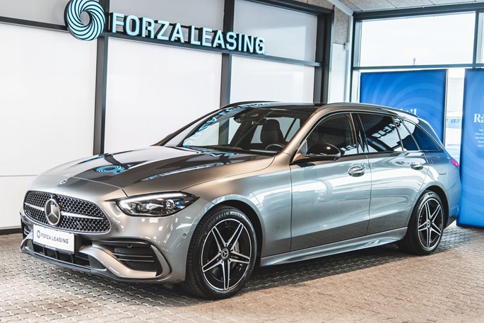 Mercedes C300 e AMG Line stc. aut.