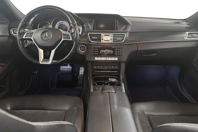 Mercedes E350 BlueTEC AMG Line stc. aut. 4Matic