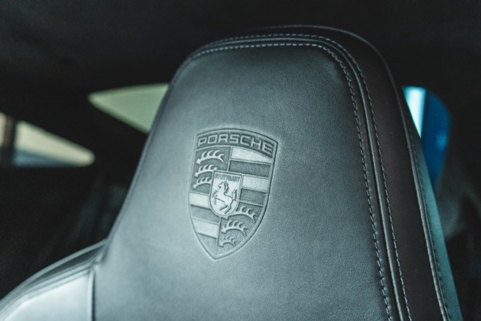 Porsche 911 Carrera 4S Coupé PDK