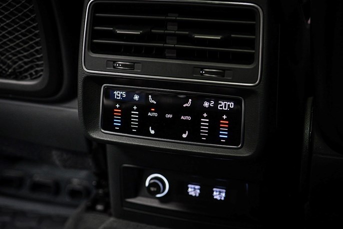 Audi Q8 TFSi S-line quattro Tiptr.