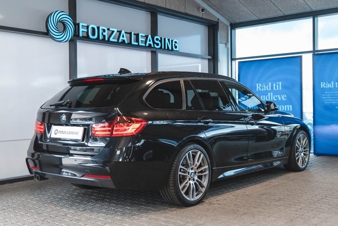 BMW 330d Touring M-Sport xDrive aut.